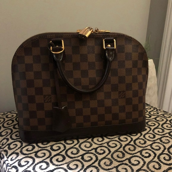 Louis Vuitton Alma PM Damier Ebene with dust bag, keys, receipt. Retail $2500 - Picture 1 of 12